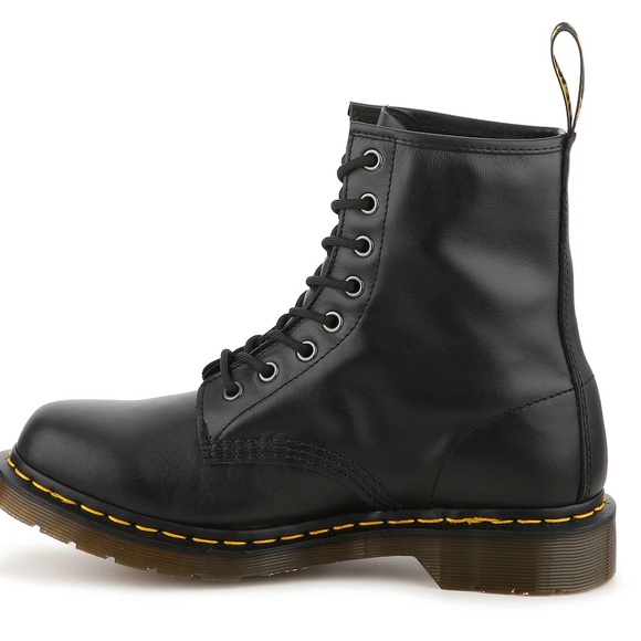 NWOT Dr. Martens 1460 Boot Women’s Size: 8 Color: Black - Picture 5 of 13